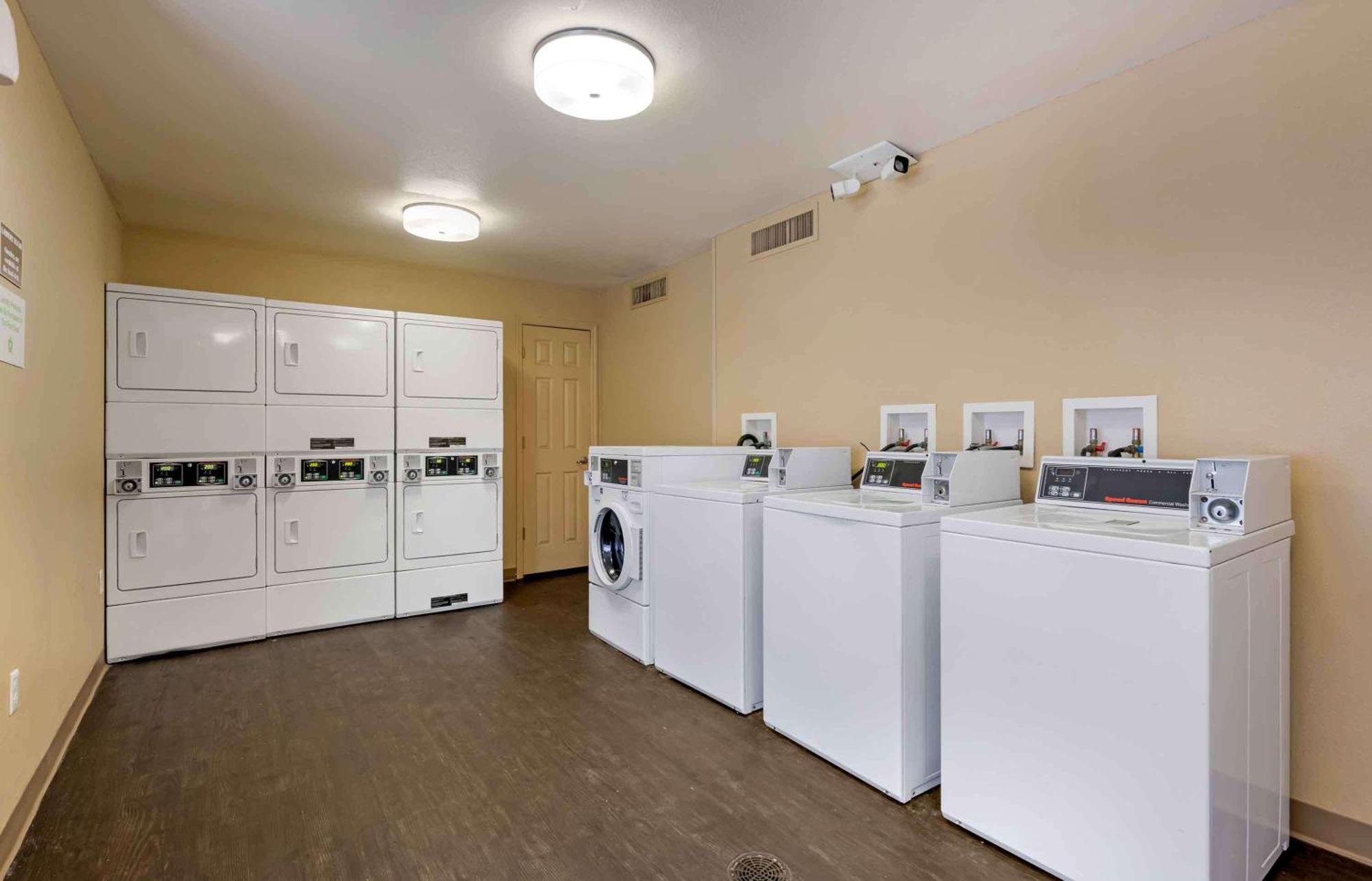 Extended Stay America Suites - Orlando - Convention Center - Universal Blvd Williamsburg Extérieur photo